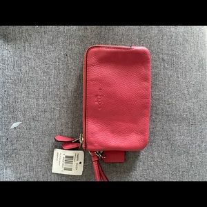COPY - Coach Wristlet Wallet